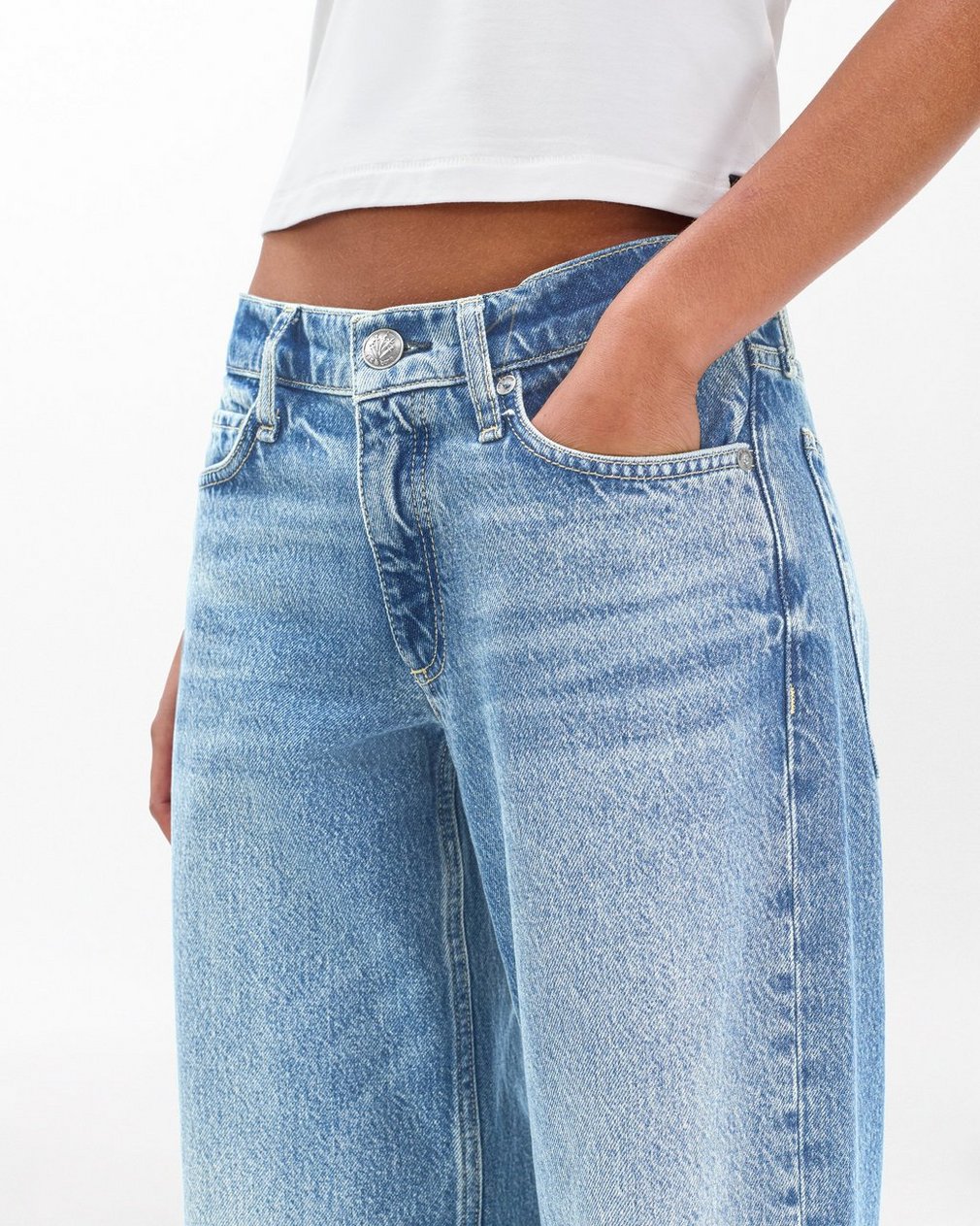Saige Ankle Relaxed Straight Jeans - Ludow - Image 7