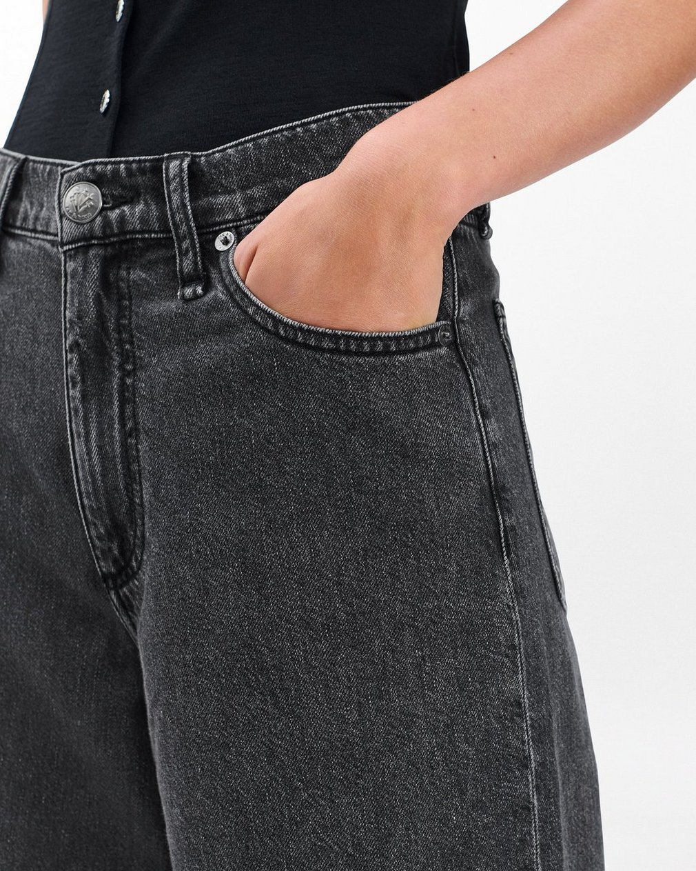 Andi Ankle Wide-Leg Jeans - Raven - Image 5