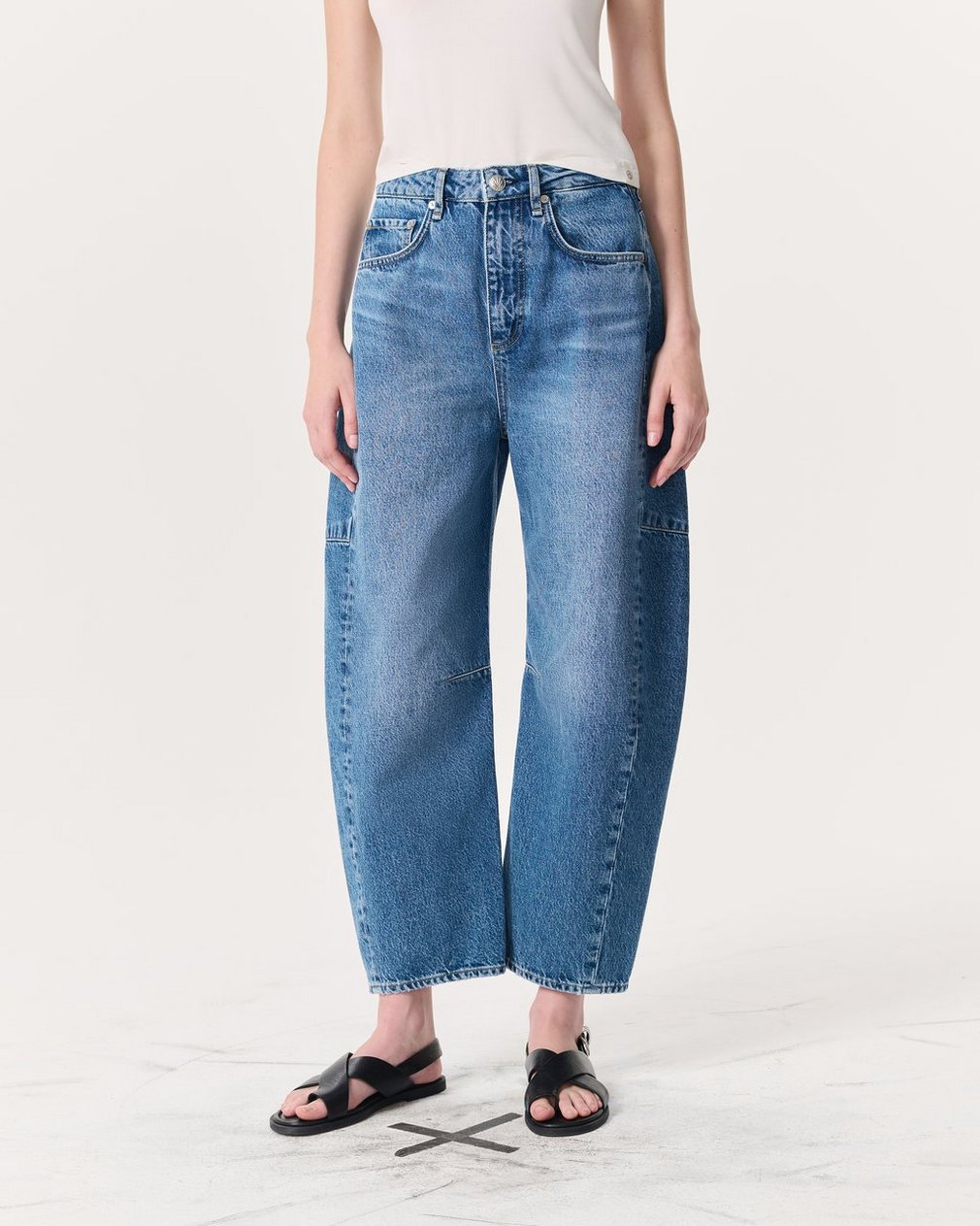 Charlie Ankle-Length Barrel Jeans - Accord - Image 3
