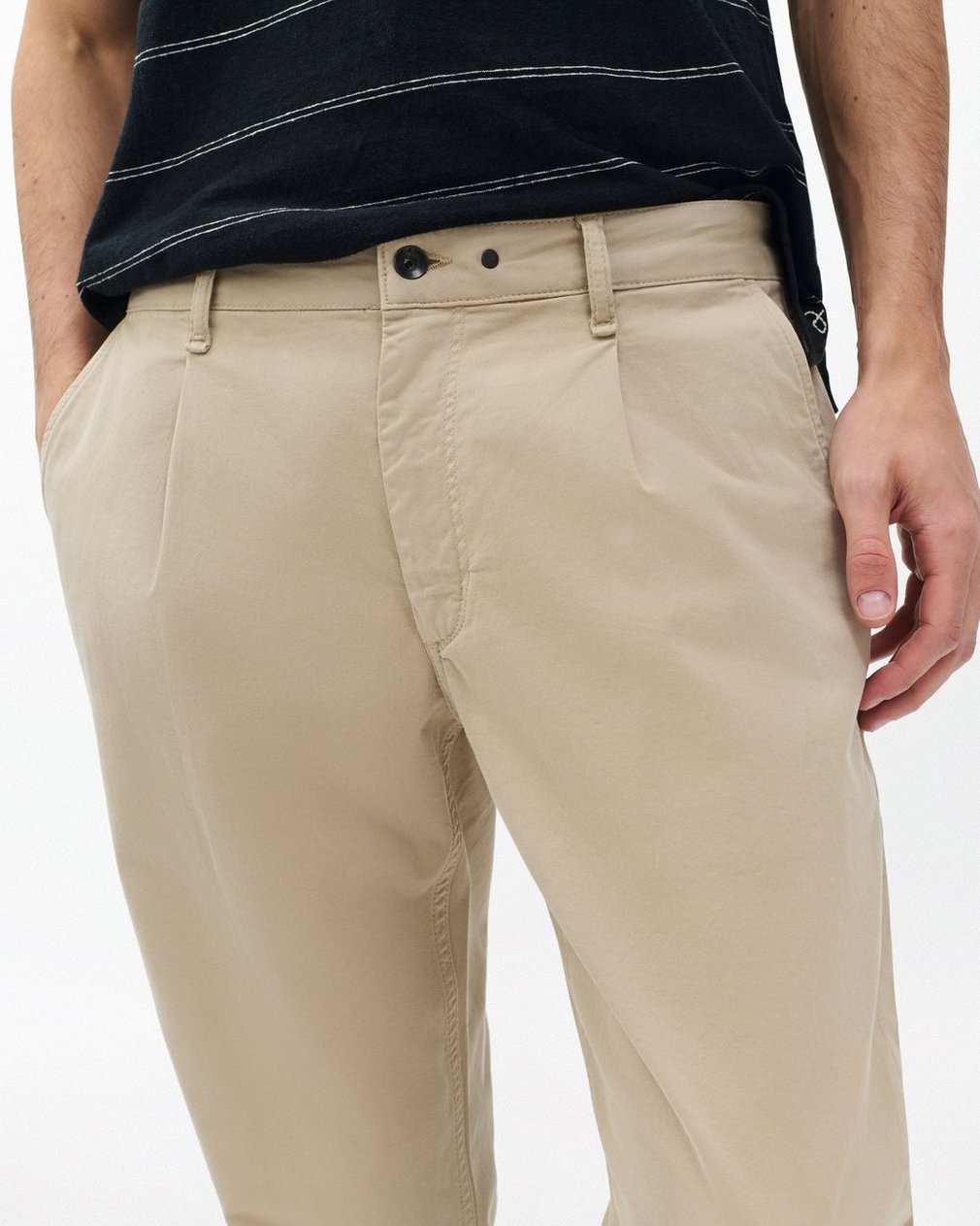 Evan Pleated Stretch Twill Chinos - Light Metal - Image 5