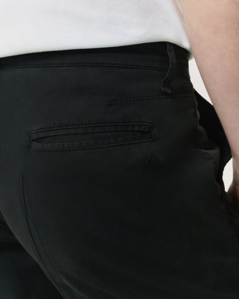 Standard Chino Shorts - Black - Image 5