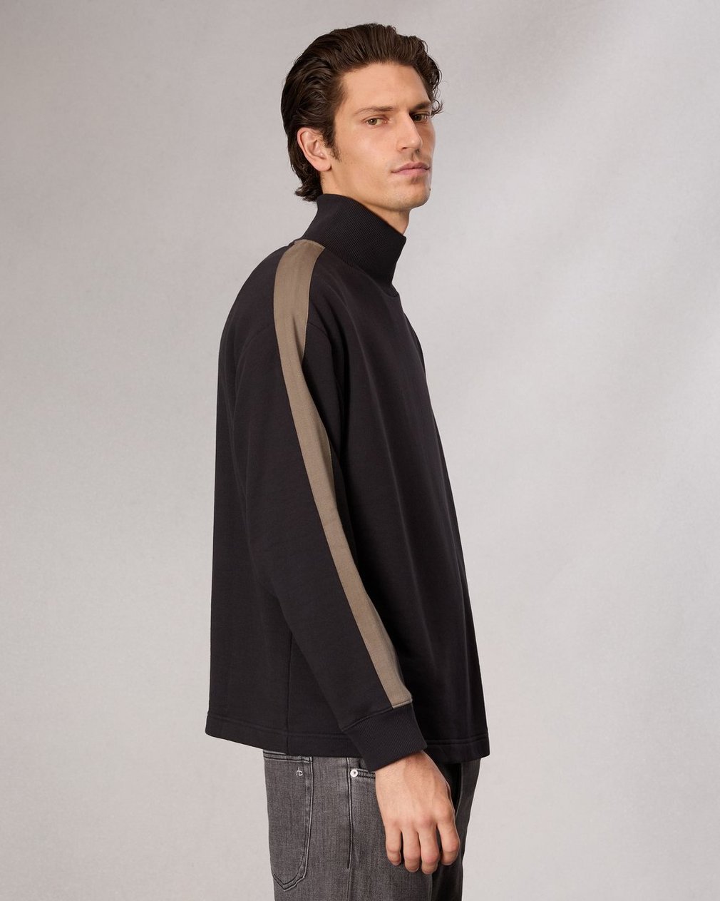 Mockneck Sweatshirt - Black - Image 4