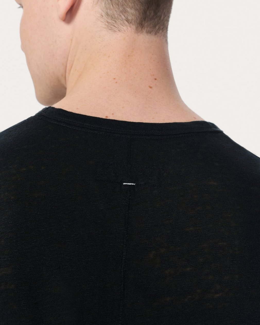 Classic Linen Tee - Black - Image 5